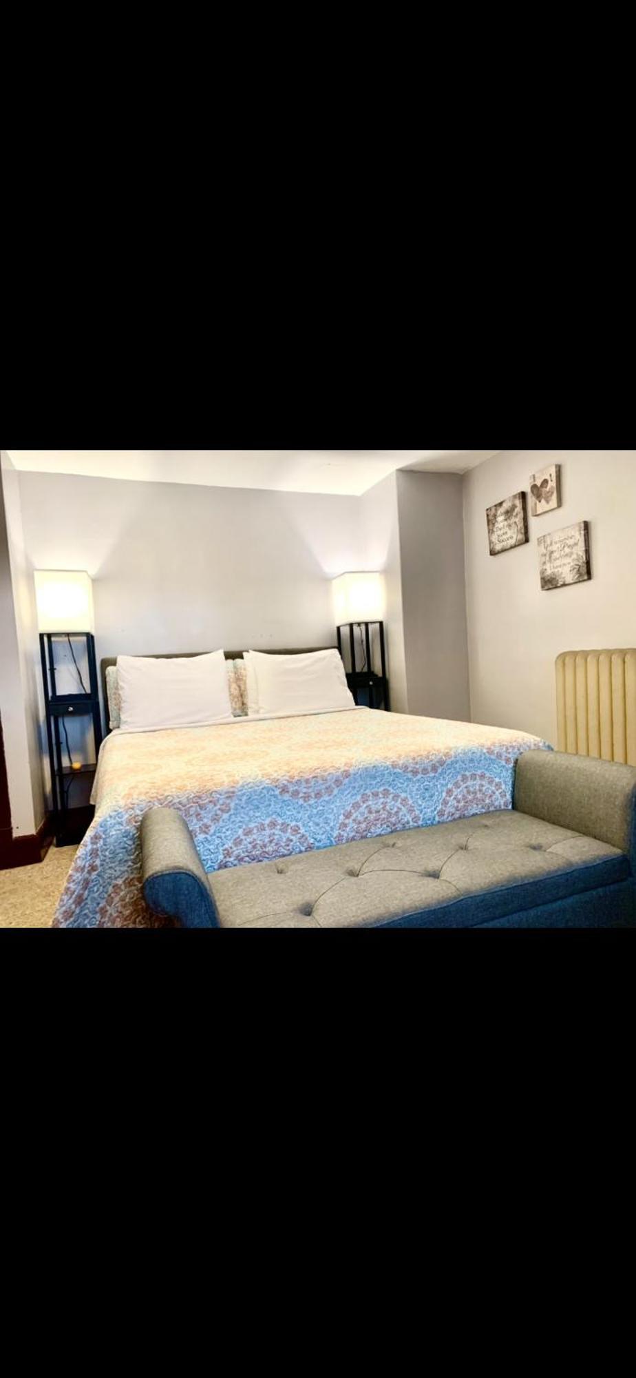 Cozy 2Nd Floor Apartment With Private Entrance Chicopee Buitenkant foto